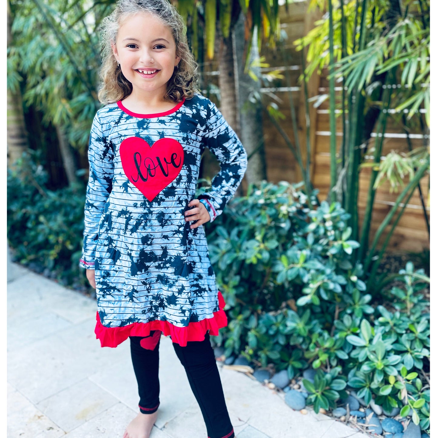 AnnLoren Girls Valentine's Day Heart Tie Dye Outfit