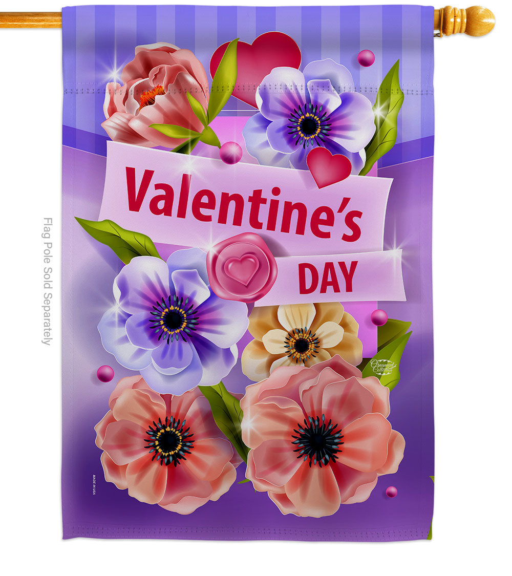 Ornament Collection Valentine's Day Floral House Flag (28 x 40 inches)